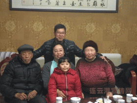 东海县谢芳丽家庭入选首届全国文明家庭并受到习总书记亲切接见
